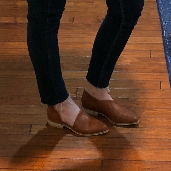 Cognac distressed leather shoes. Modern style - Picture 5 of 5